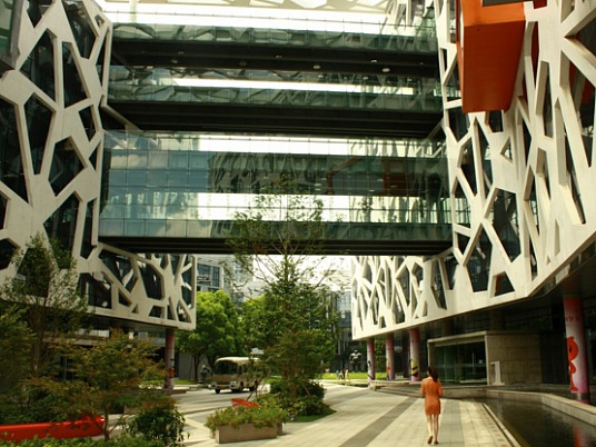 ���� Alibaba Group � �������